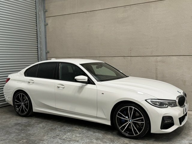 BMW 3 Series 330I M Sport Saloon EO71XTV White #2