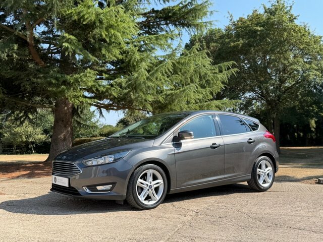 Ford Focus Ecoboost Titanium Hatchback ST18VHL Grey #5