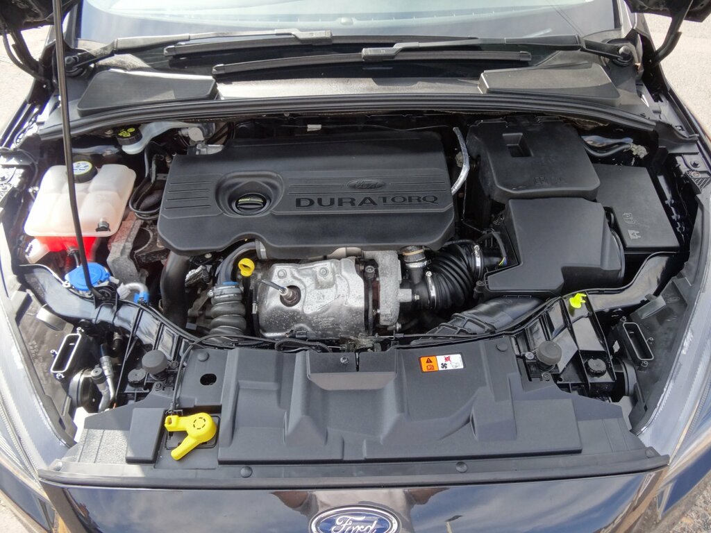 Ford Focus 1.5 Tdci Titanium Hatchback Euro Black #2