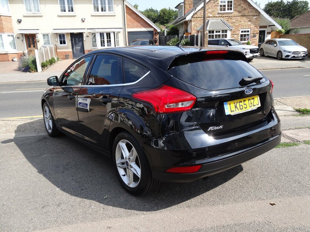 Ford Focus 1.5 Tdci Titanium Hatchback Euro Black #6