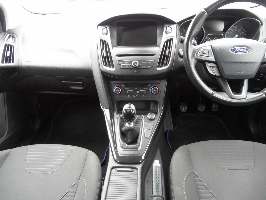 Ford Focus 1.0T Ecoboost Titanium Estate Eu Black #2