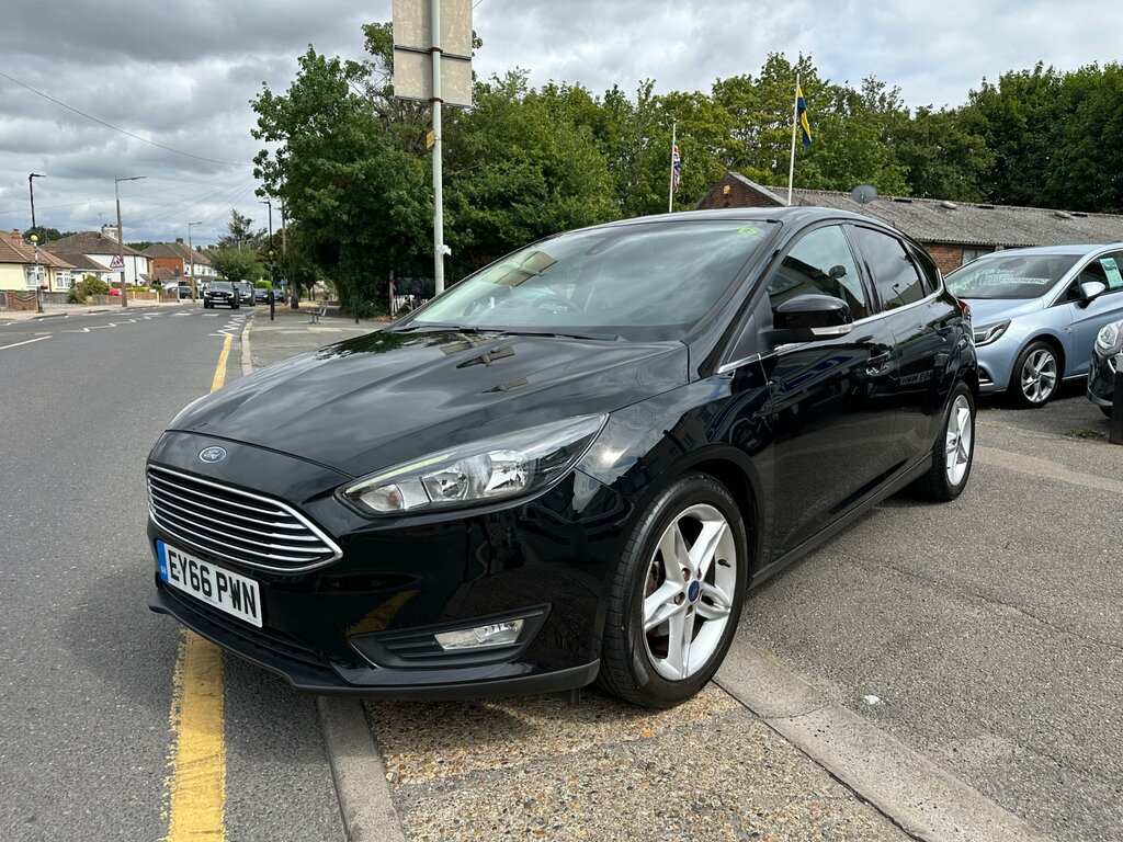 Ford Focus 1.0T Ecoboost Zetec Hatchback Eu Black #3
