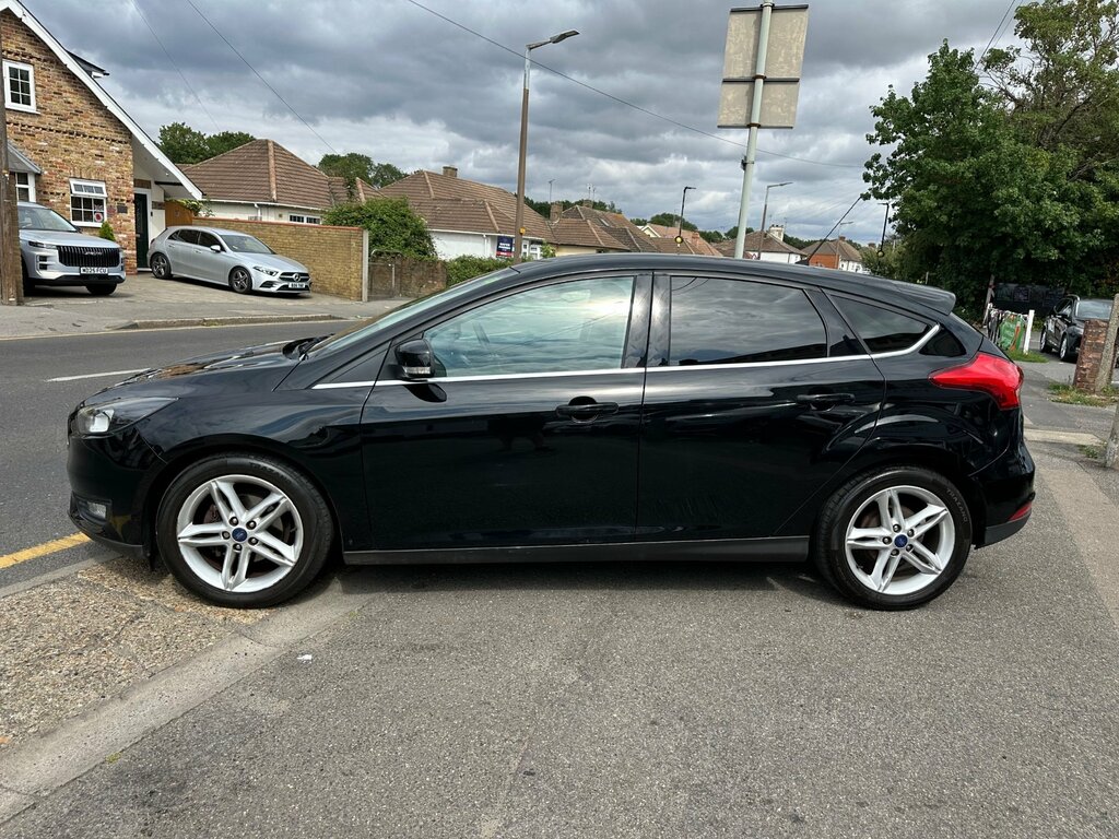 Ford Focus Zetec S 1.0 125Ps White #8