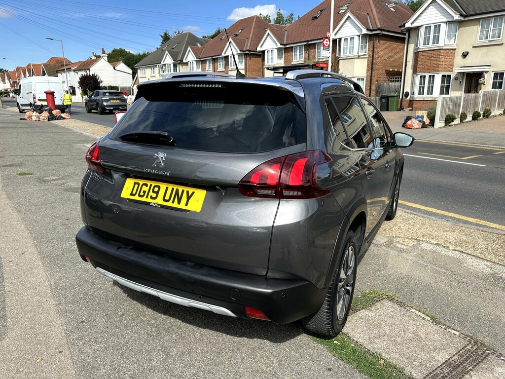 Peugeot 2008 1.2 Puretech Allure Premium Suv Grey #5