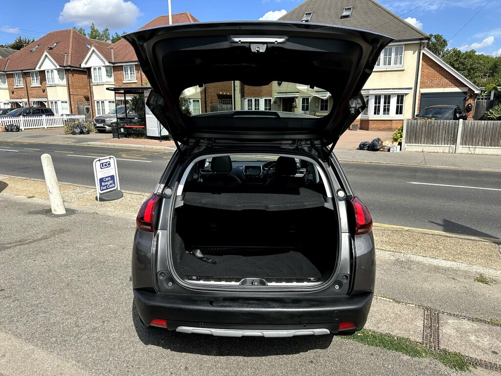 Peugeot 2008 2019 69 Puretech Red #17