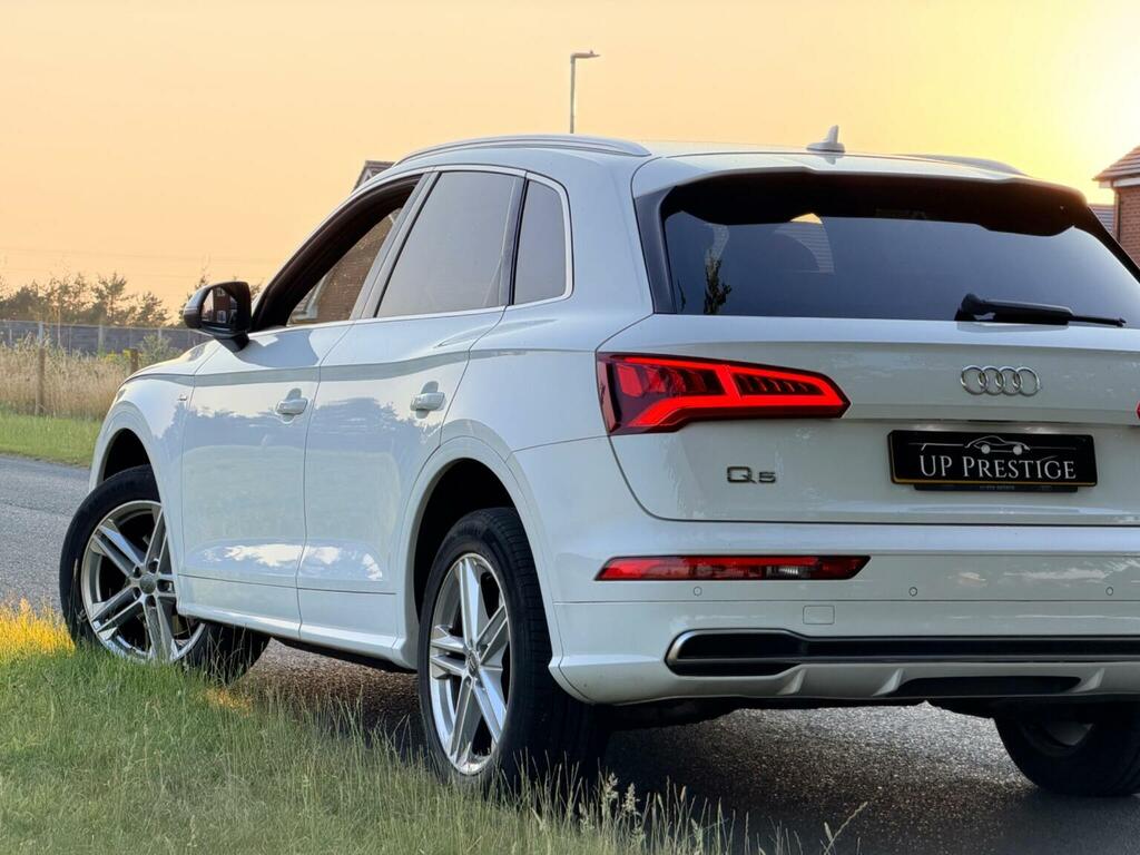 Audi Q5 2.0 Tdi Sport Suv S Tronic Quattro Euro Black #32