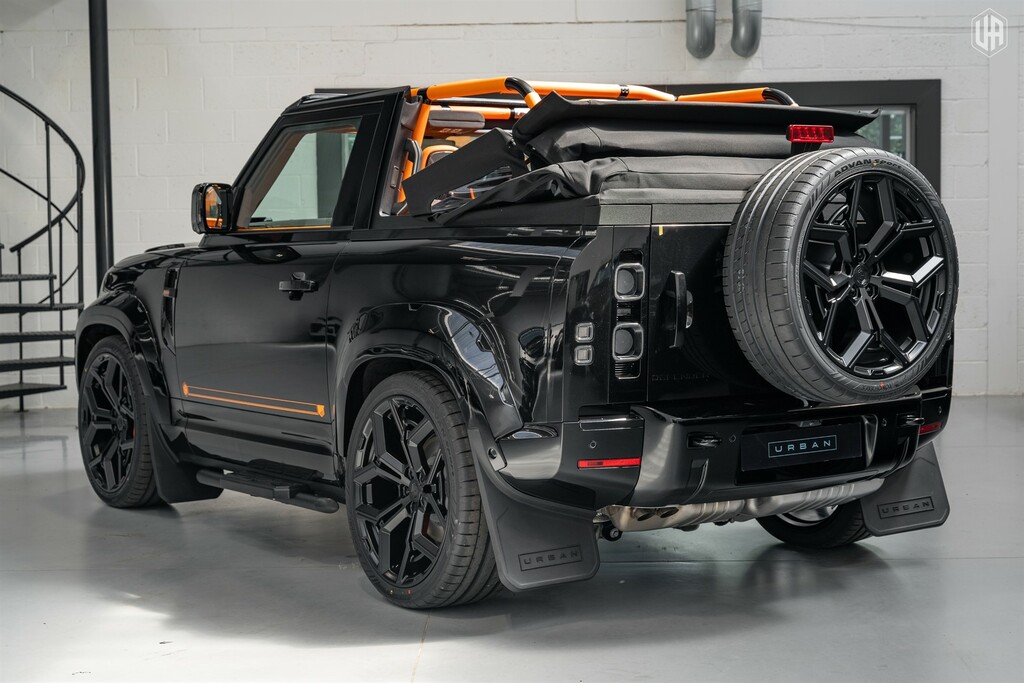 Land Rover Defender 90 3.0 D250 Mhev X-dynamic Hse Suv 4W Black #4