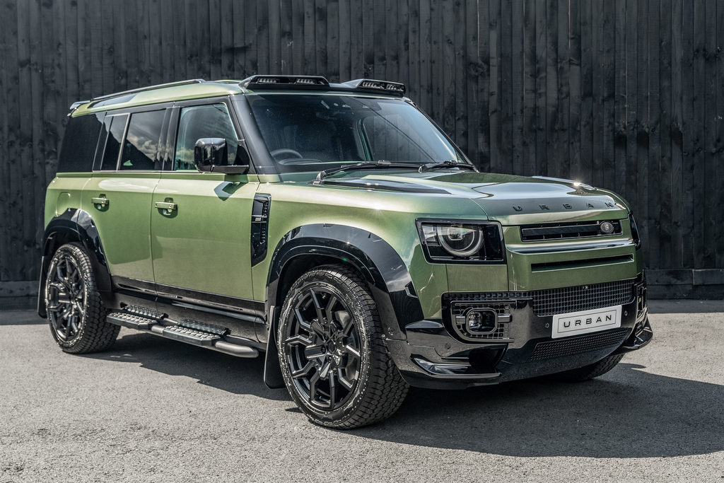 Land Rover Defender 110 3.0 D250 Mhev S Hard Top Suv 4Wd M Green