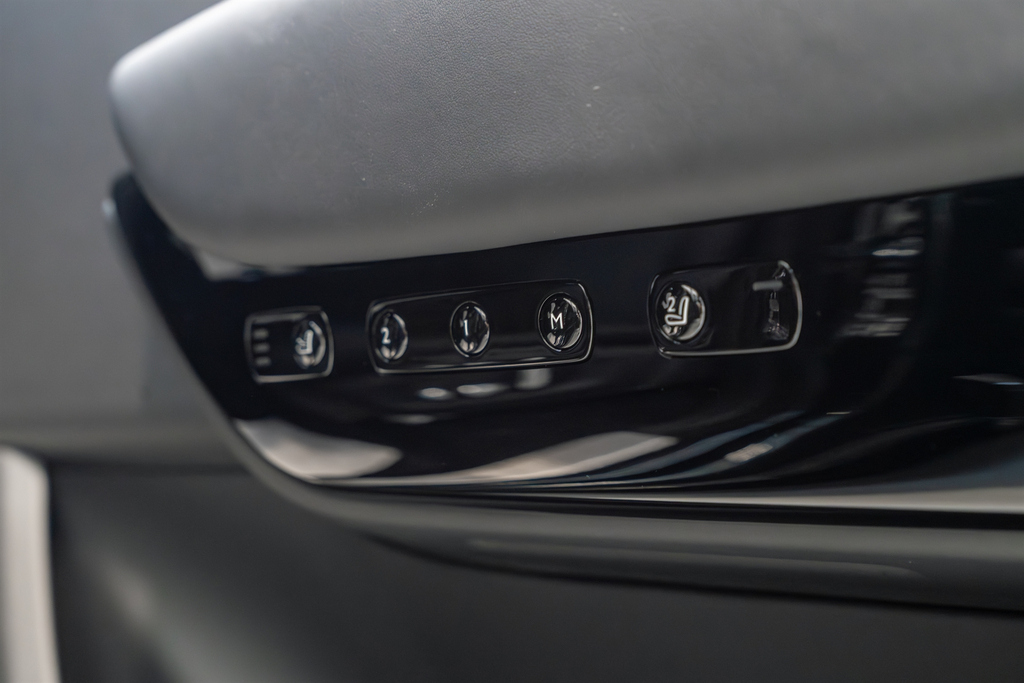 Rolls-Royce Cullinan V12 Grey #22