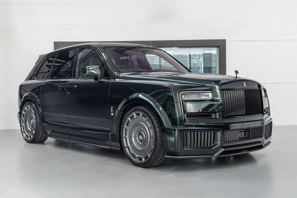 Rolls-Royce Cullinan 6.75 V12 Black Badge Suv 4Wd Euro Green