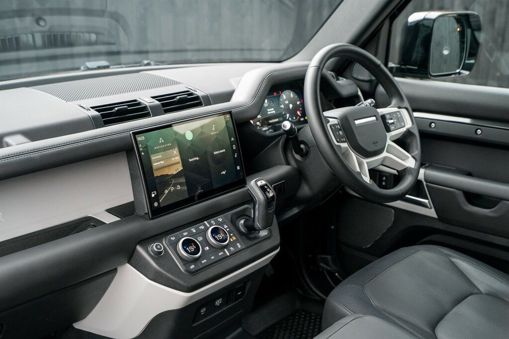 Land Rover Defender 90 X-dynamic Hse Grey #7