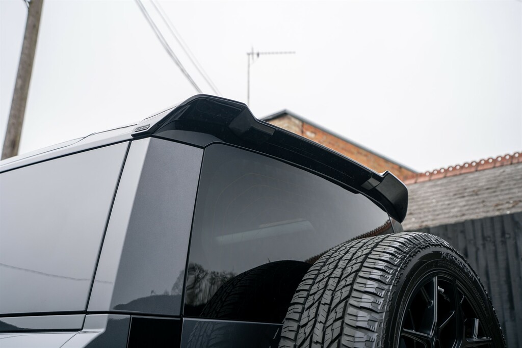Land Rover Defender 90 X-dynamic Hse Grey #13