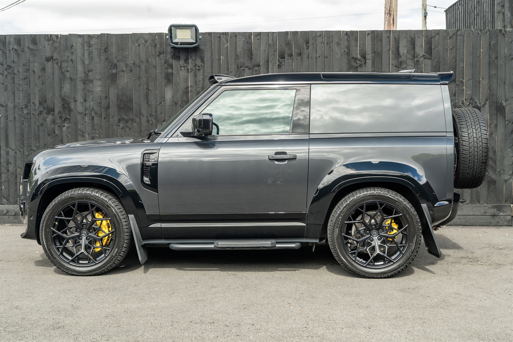 Land Rover Defender 90 3.0 D300 Mhev X-dynamic Hse Hard Top Suv Diese Grey #3