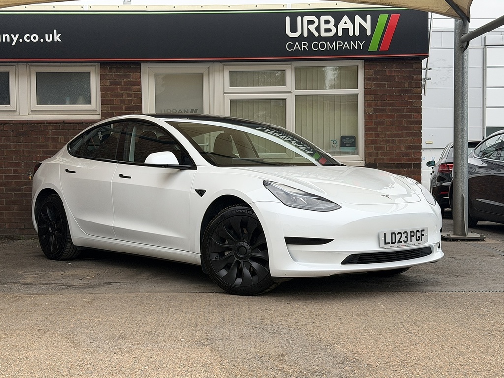 Tesla Model 3 Saloon White