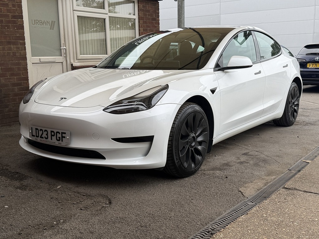 Tesla Model 3 Saloon White #2