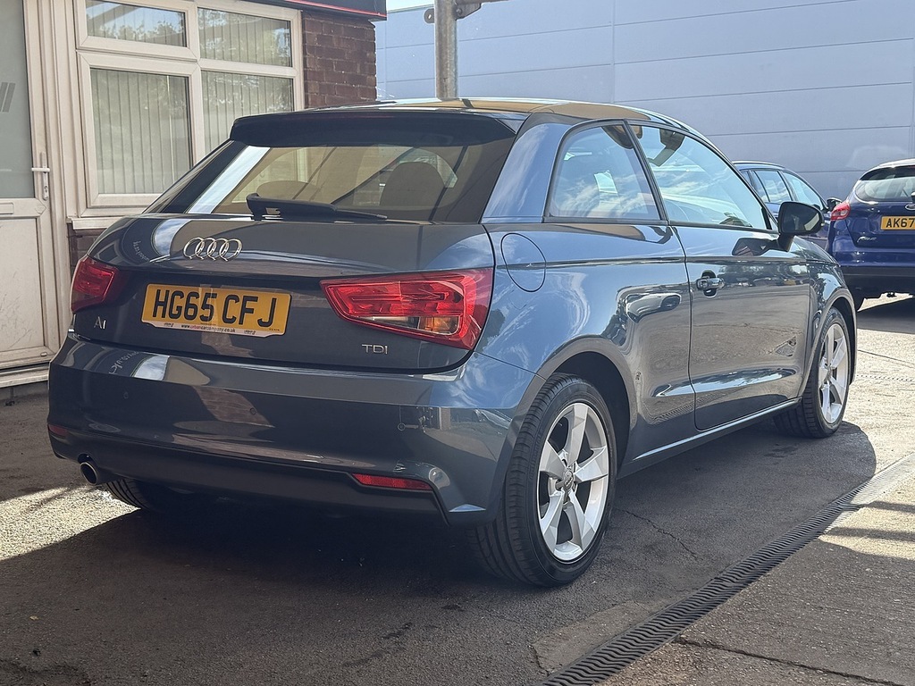 Audi A1 Tdi Sport Blue #6