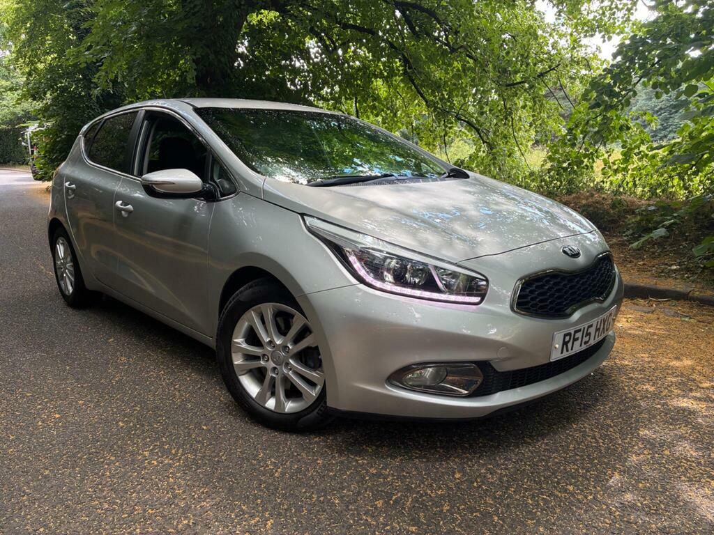 Kia Ceed 1.6 Crdi 3 Sportswagon Euro 5 126 Red #9