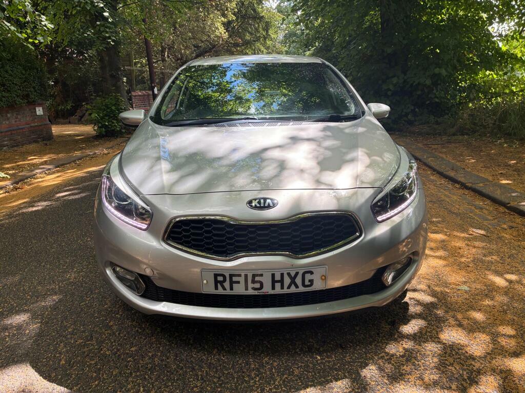 Kia Ceed 1.6 Crdi 3 Sportswagon Euro 5 126 Red #10
