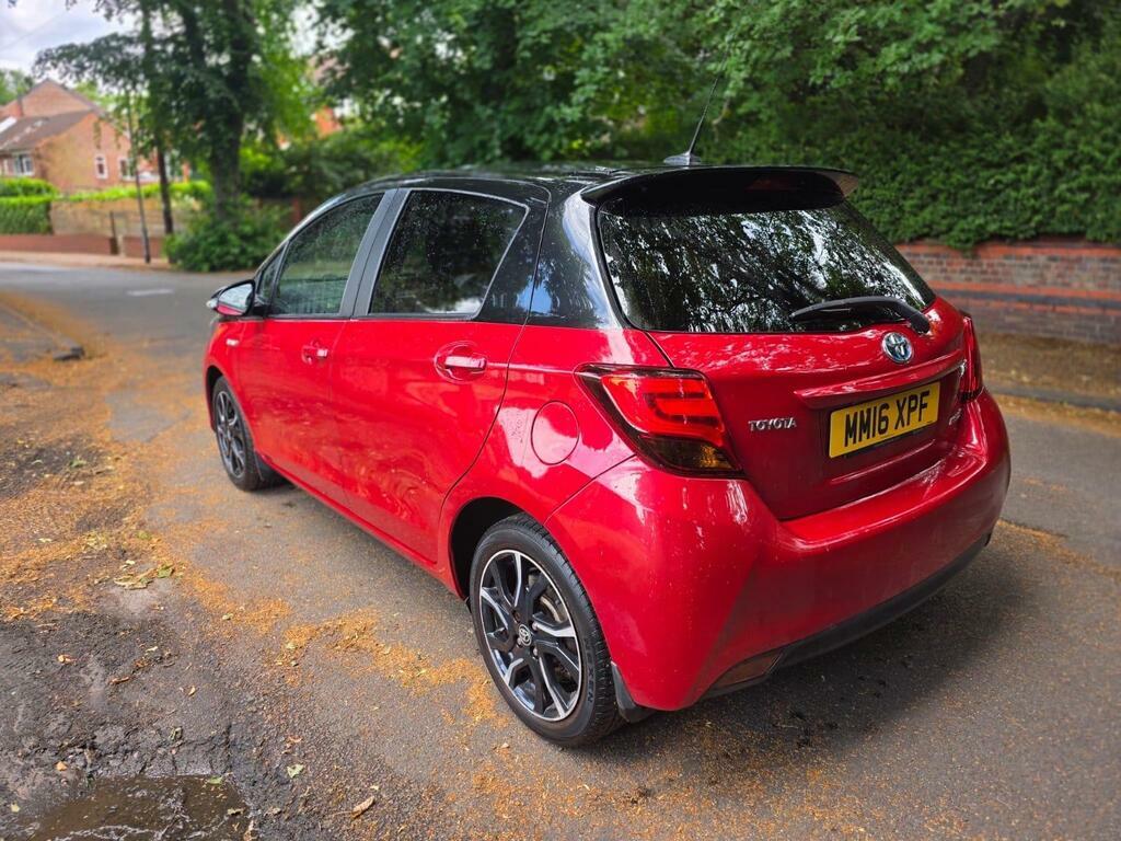 Toyota Yaris 1.5 Vvt-h Design E-cvt Euro 6 Red #6