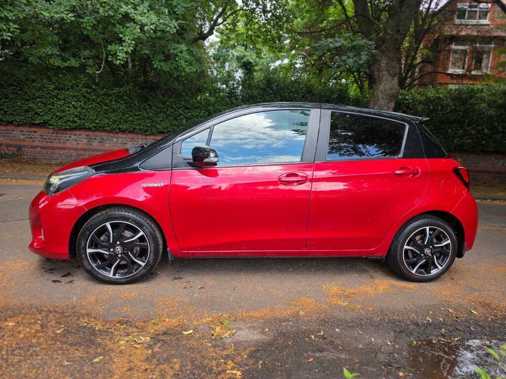Toyota Yaris 1.5 Vvt-h Design E-cvt Euro 6 Red #5