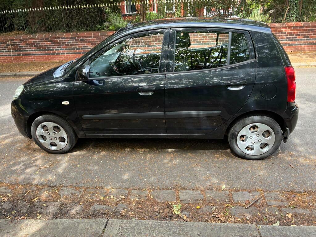 Kia Picanto 1.1 Strike Black #5