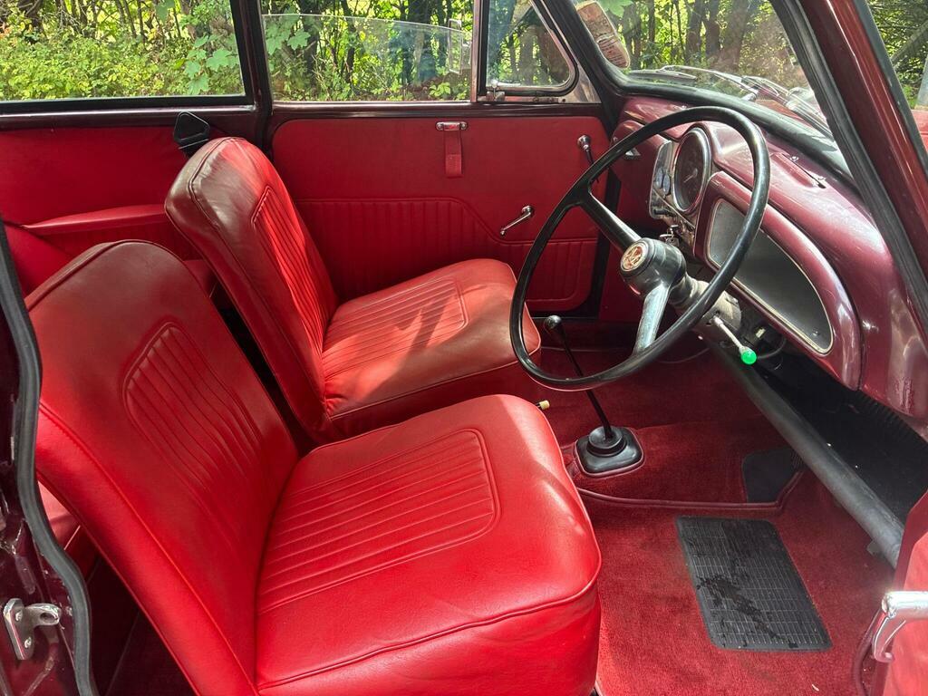 Morris Minor  