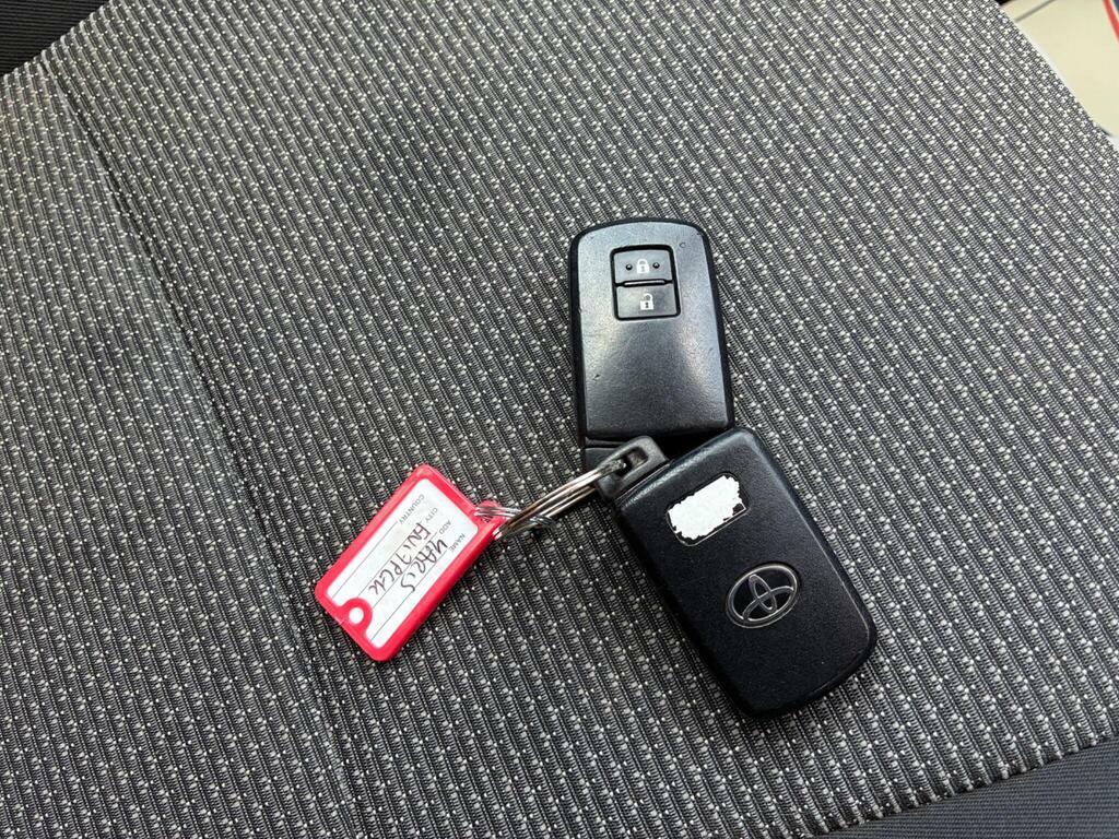Toyota Yaris 1.5 Vvt-h Icon Tech E-cvt Euro 6 Ss Black #12