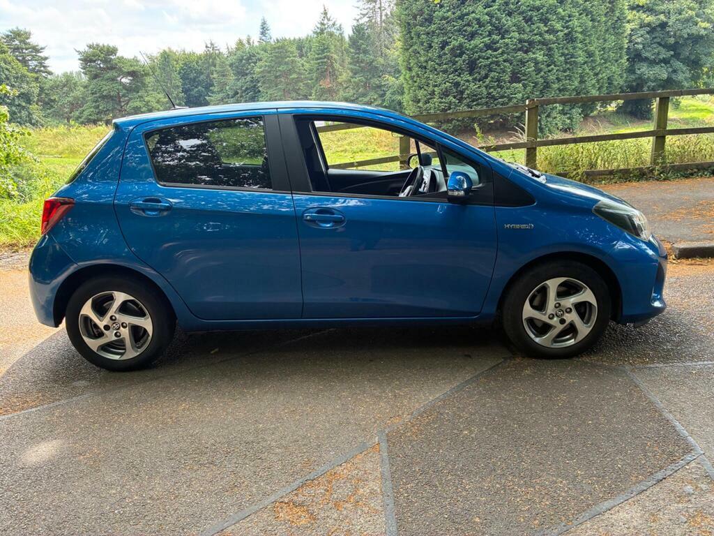 Toyota Yaris 1.5 Vvt-h Icon E-cvt Euro 6 Blue #4