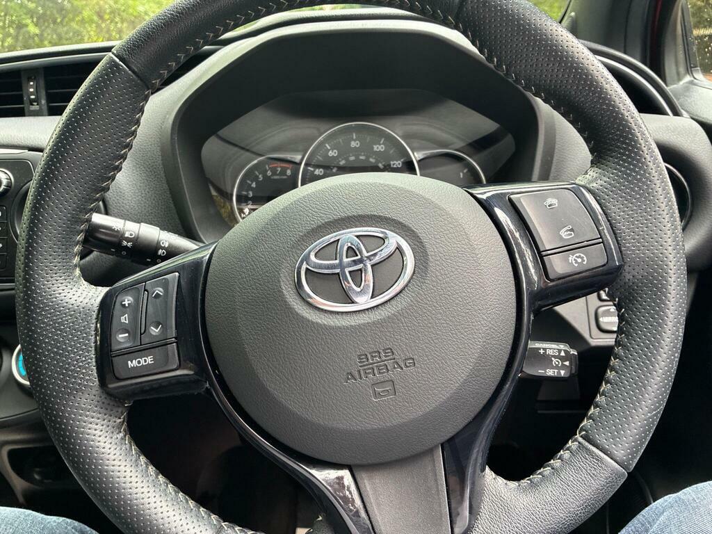 Toyota Yaris 1.33 Vvt-i Design #13