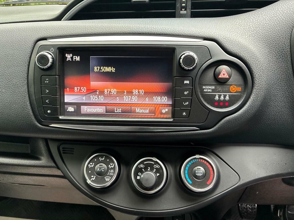 Toyota Yaris 1.33 Vvt-i Design #17