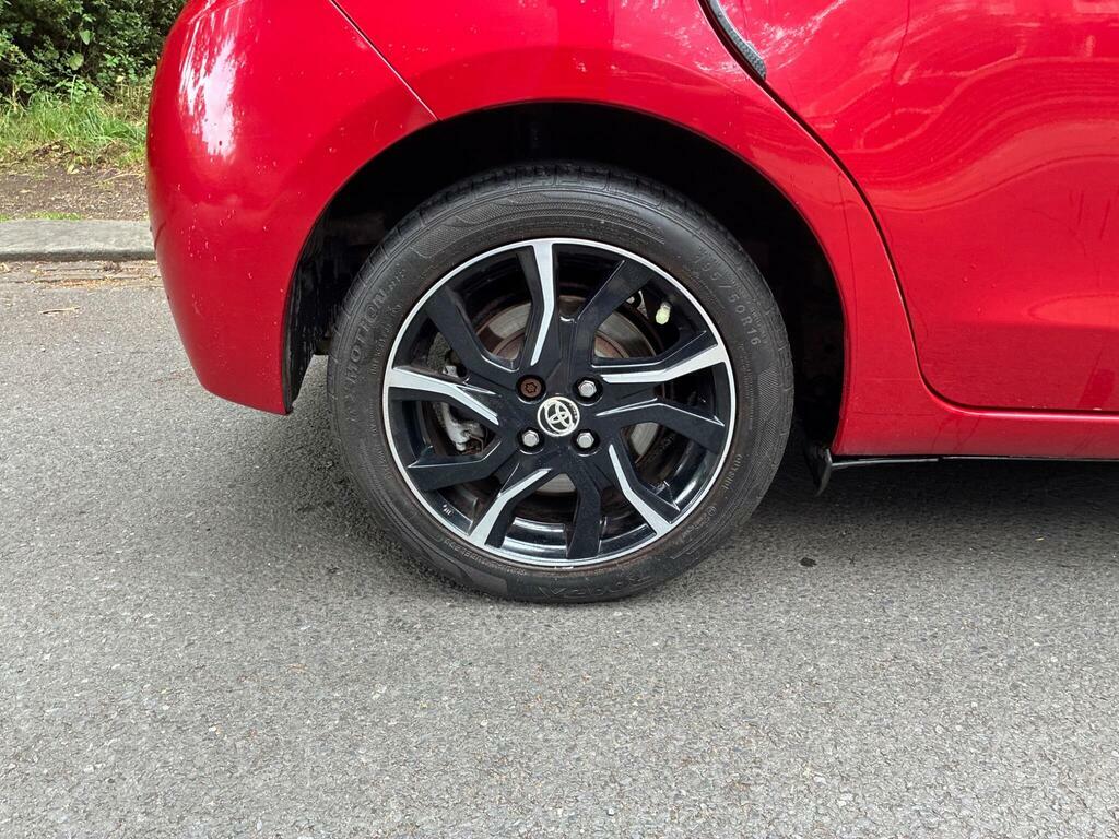 Toyota Yaris 1.33 Vvt-i Design #24