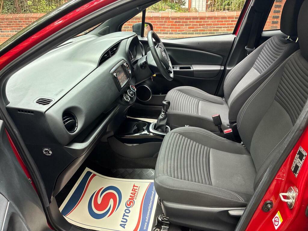 Toyota Yaris 1.33 Vvt-i Design #18