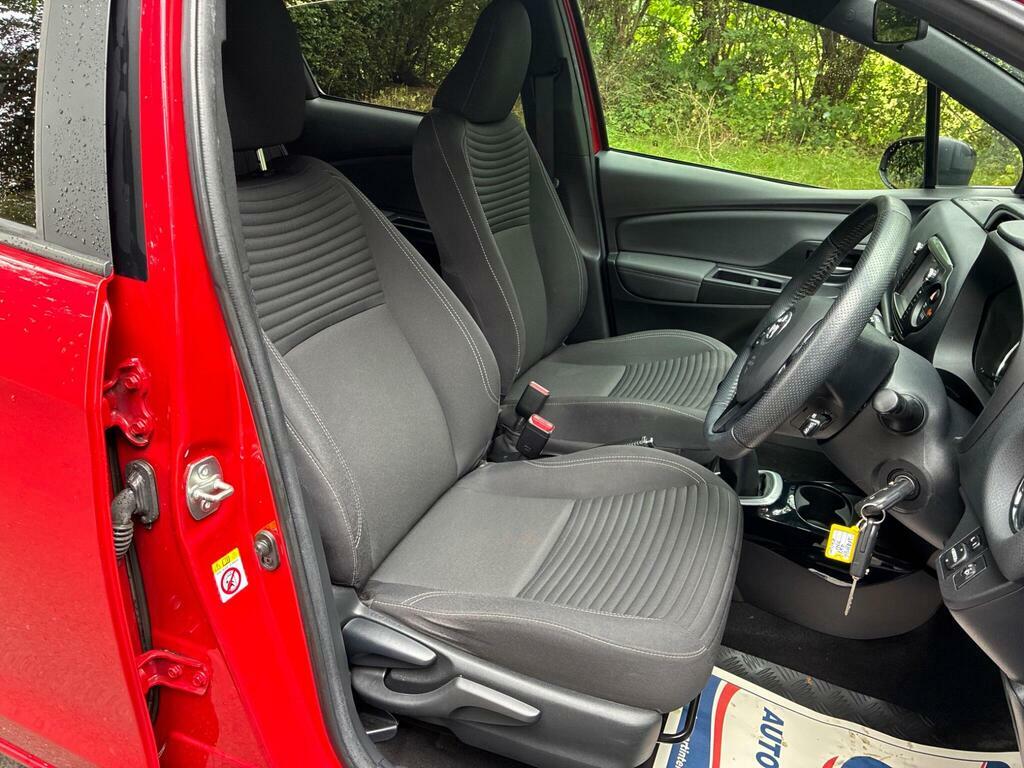 Toyota Yaris 1.33 Vvt-i Design #4
