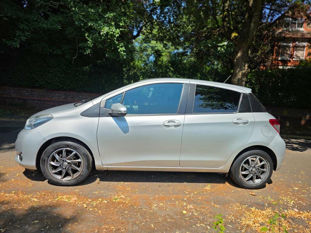 Toyota Yaris 1.33 Dual Vvt-i Tr Multidrive S Euro 5 Red #9