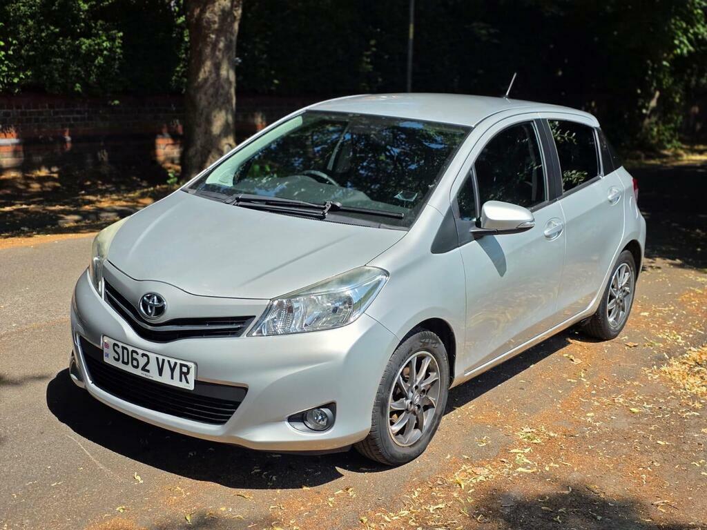 Toyota Yaris 1.0 Vvt-i Edition Euro 5 Silver #6