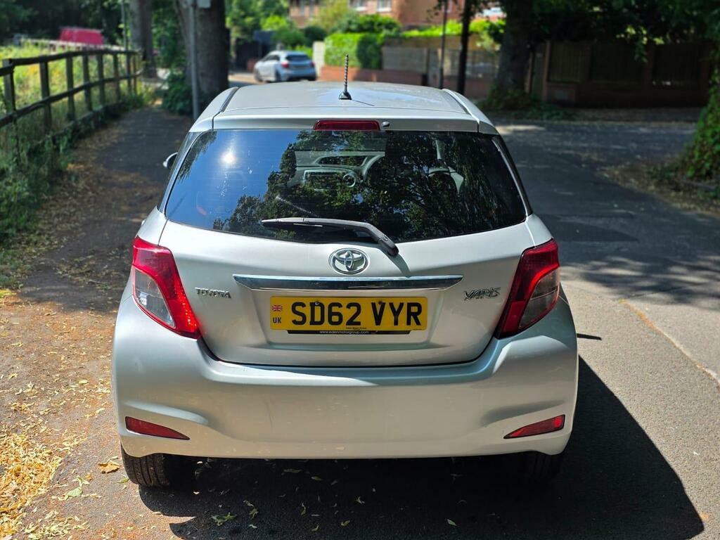 Toyota Yaris 1.33 Dual Vvt-i Tr Multidrive S Euro 5 Red #10