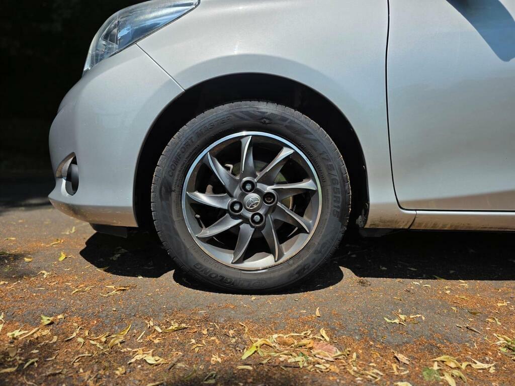 Toyota Yaris 1.33 Dual Vvt-i Tr Multidrive S Euro 5 Red #26