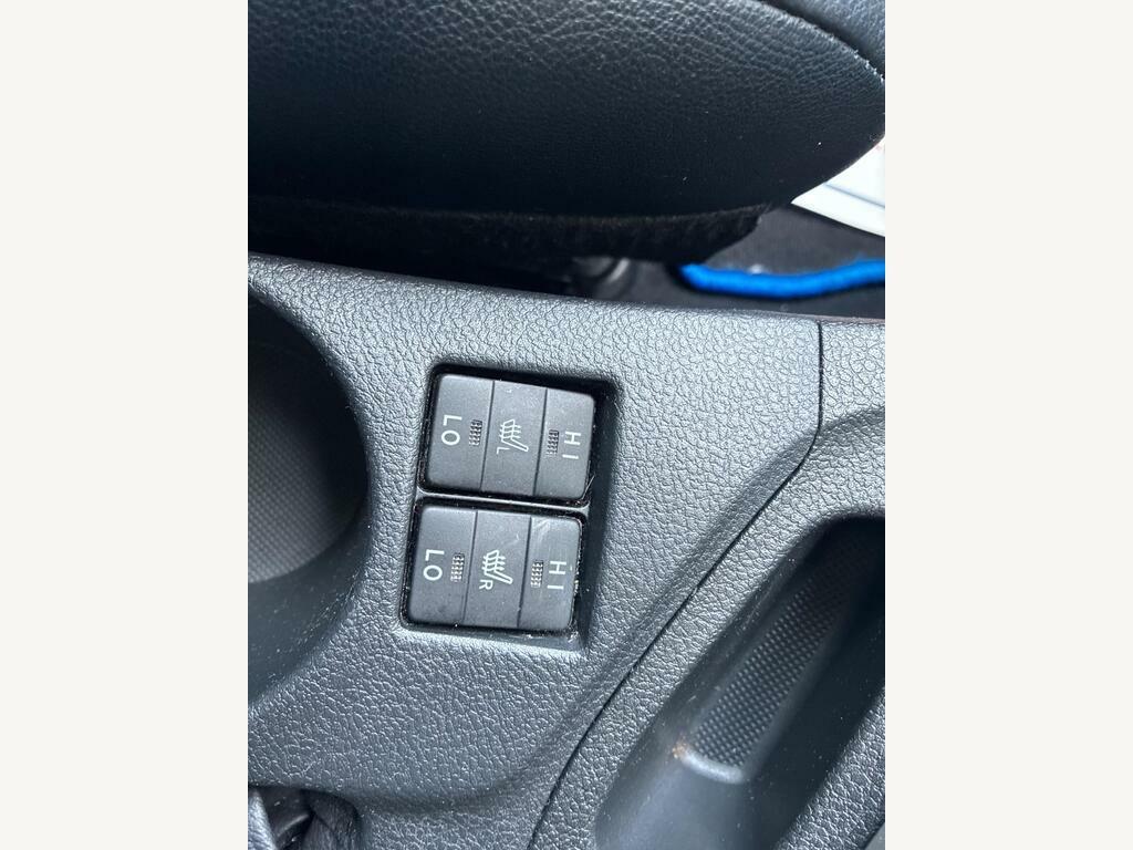 Toyota Auris Hybrid 1.8 Vvt-i Hsd Excel Touring Sports Silver #17