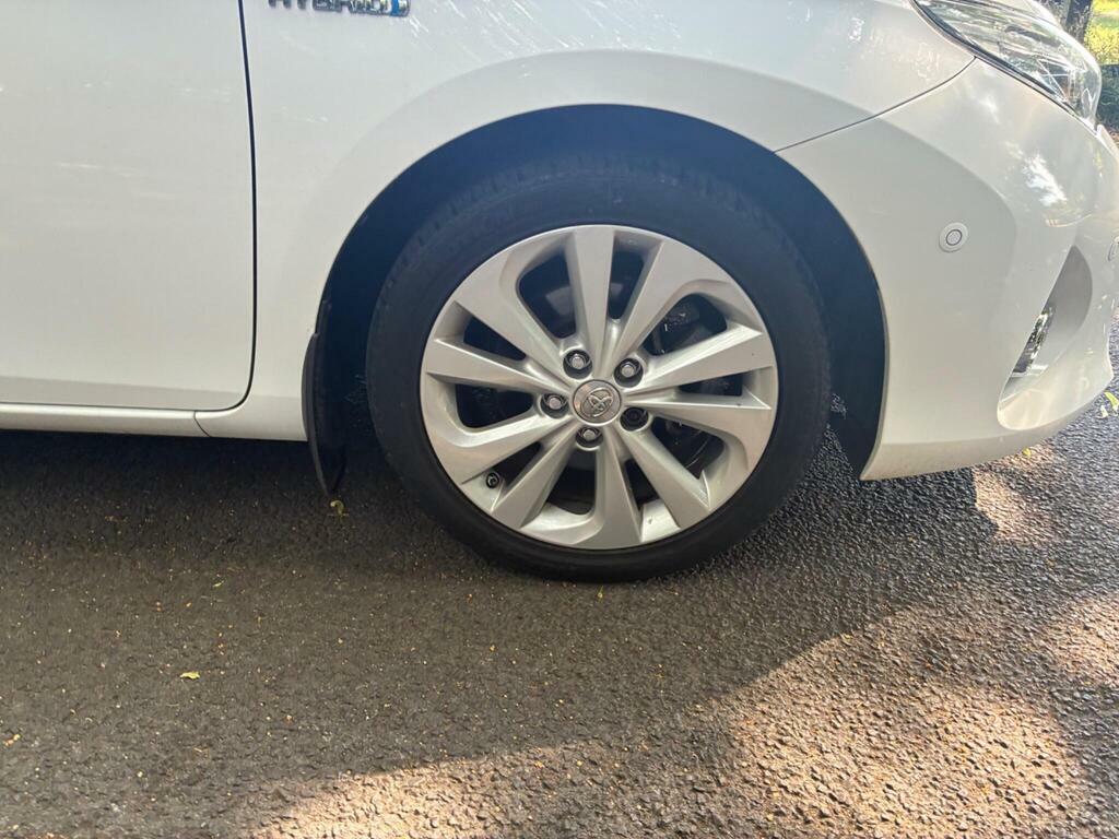 Toyota Auris Hybrid 1.8 Vvt-i Hsd Excel Touring Sports Silver #28