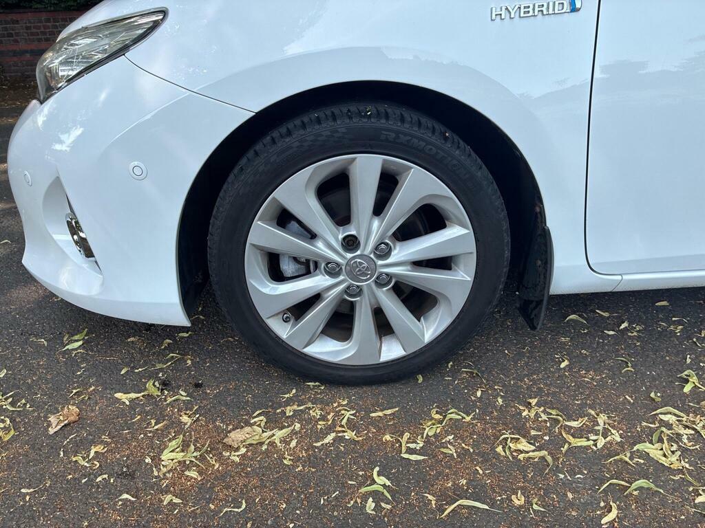 Toyota Auris Hybrid 1.8 Vvt-i Hsd Excel Touring Sports Silver #25