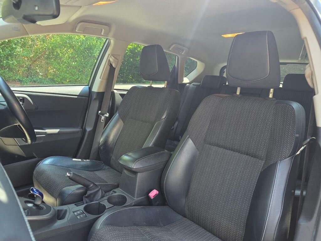 Toyota Auris 1.8 Vvt-h Excel Touring Sports Cvt Euro 5 Ss Grey #15