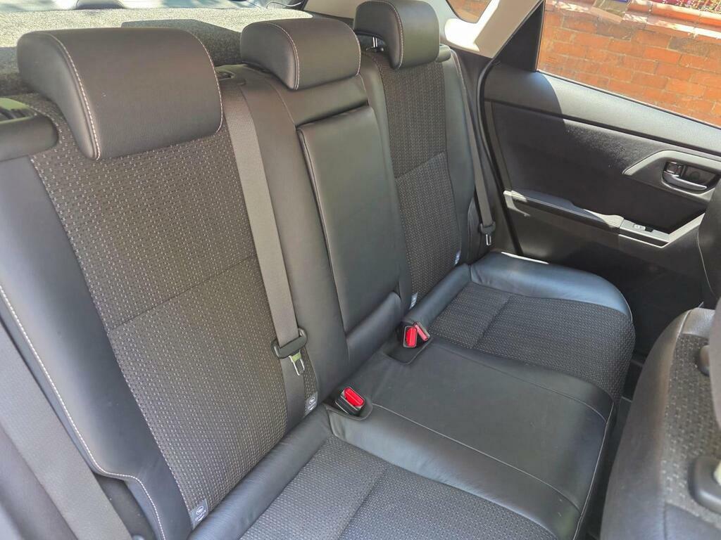 Toyota Auris 1.8 Vvt-h Excel Touring Sports Cvt Euro 5 Ss Grey #22