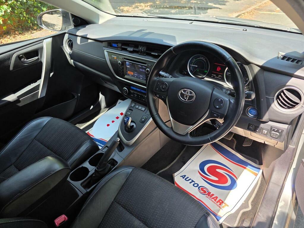 Toyota Auris 1.8 Vvt-h Excel Touring Sports Cvt Euro 5 Ss Grey #24