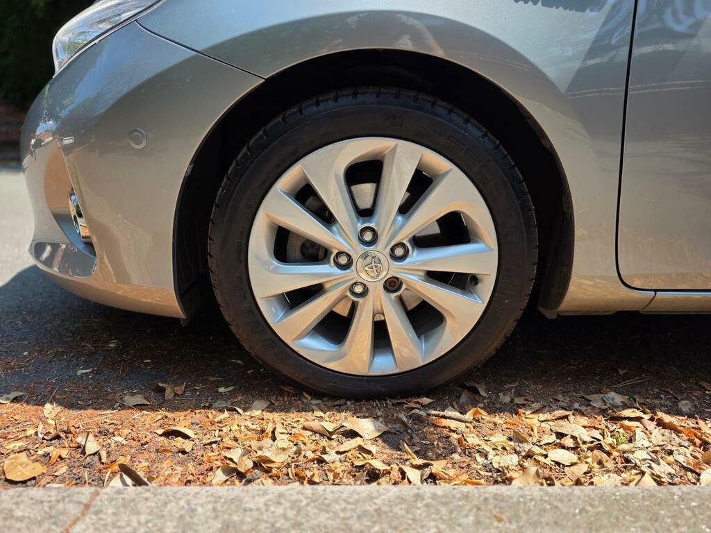 Toyota Auris 1.8 Vvt-h Excel Touring Sports Cvt Euro 5 Ss Grey #27