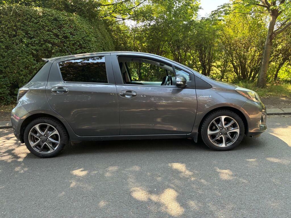 Toyota Yaris 1.5 Vvt-h Trend Cvt Euro 5 Grey #5