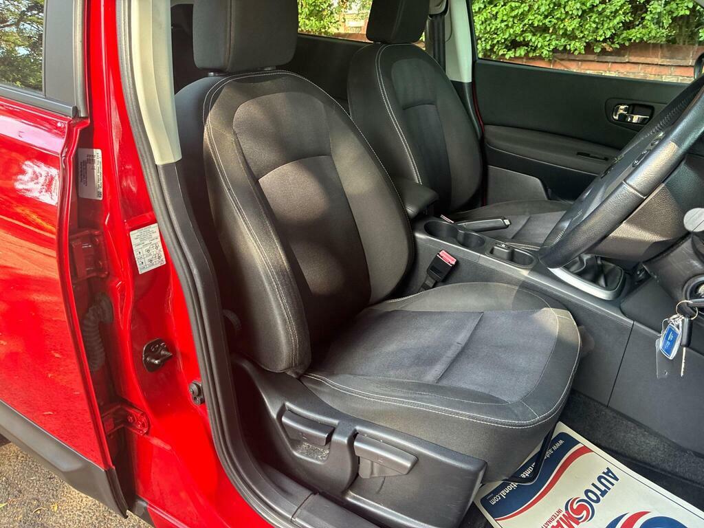 Nissan Qashqai 1.6 Acenta 2Wd Euro 5 S S Red #3