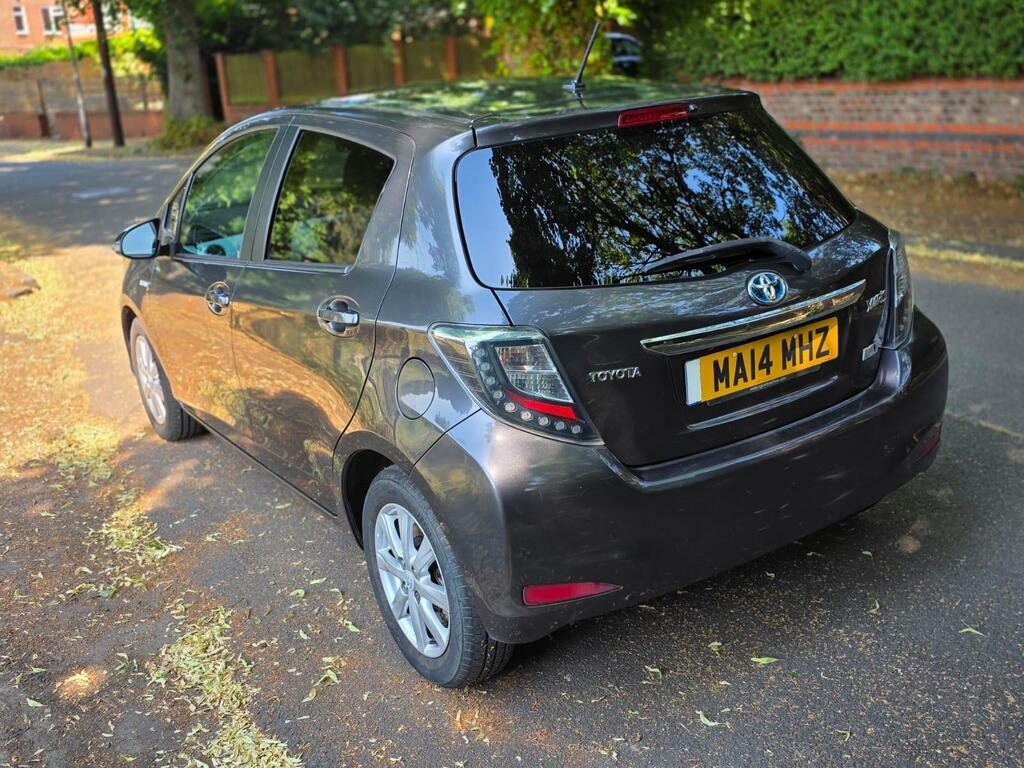 Toyota Yaris 1.5 Vvt-h Icon Plus Cvt Euro 5 Grey #6