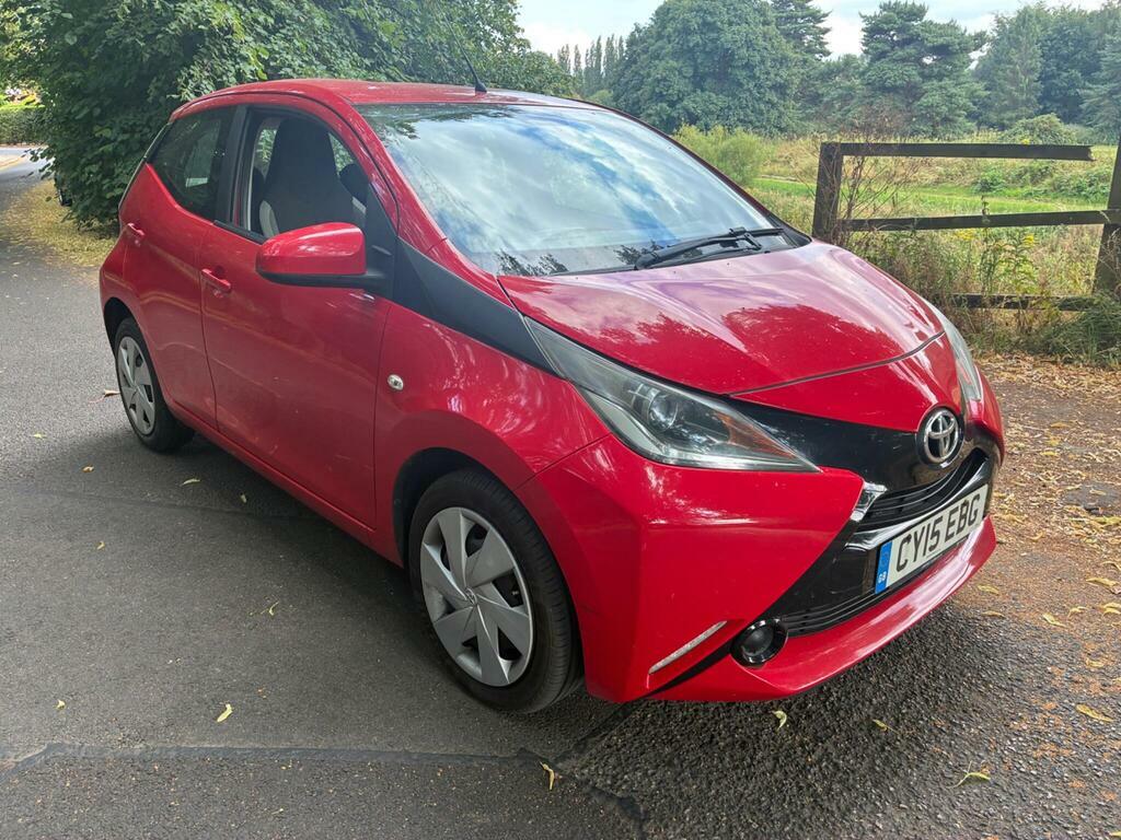 Toyota Aygo 1.0 Vvt-i X-play Euro 5 Red