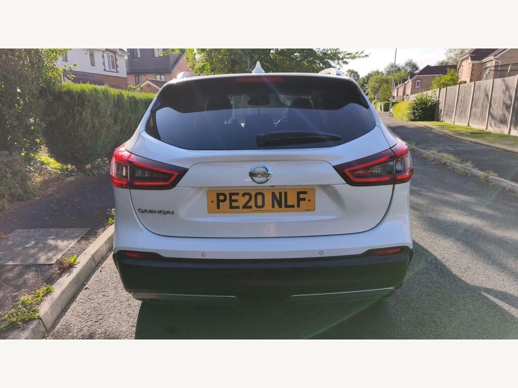 Nissan Qashqai 1.3 Dig-t Tekna Euro 6 S S PE20NLF White #5