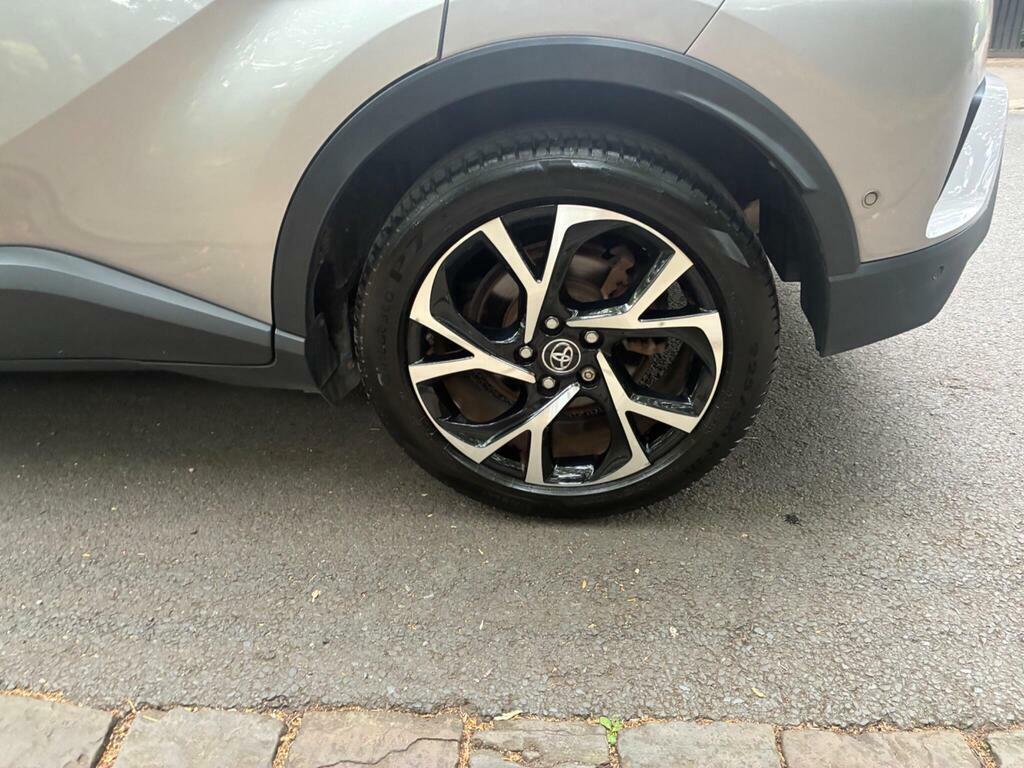 Toyota C-Hr Dynamic Blue #24
